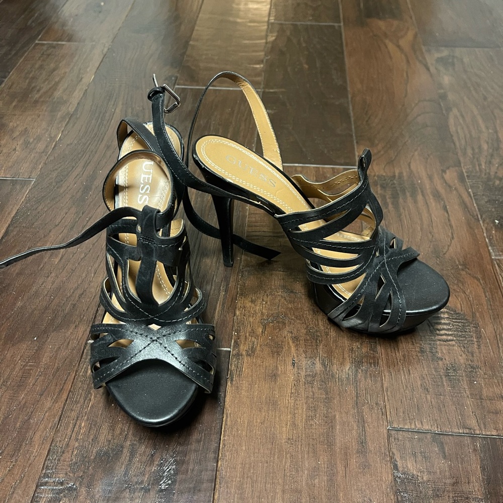 Guess high heels size 9